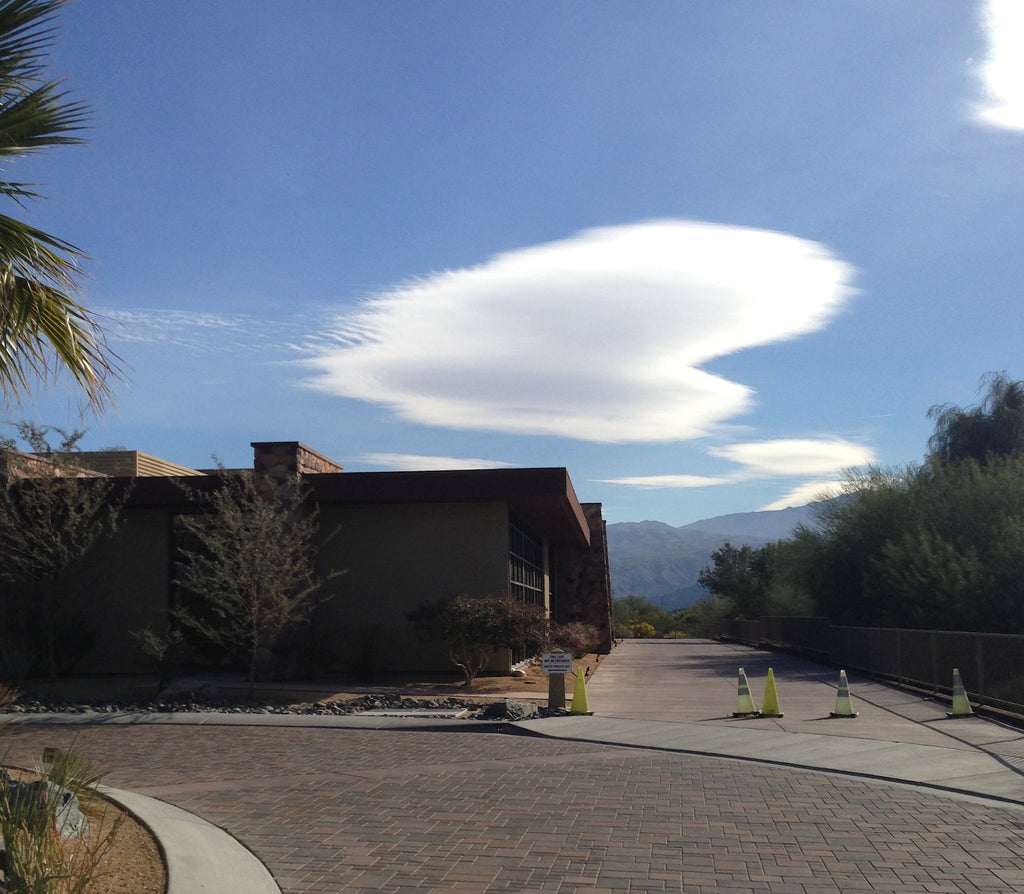 GODWINKS: TANGIBLE CONNECTIONS to GOD